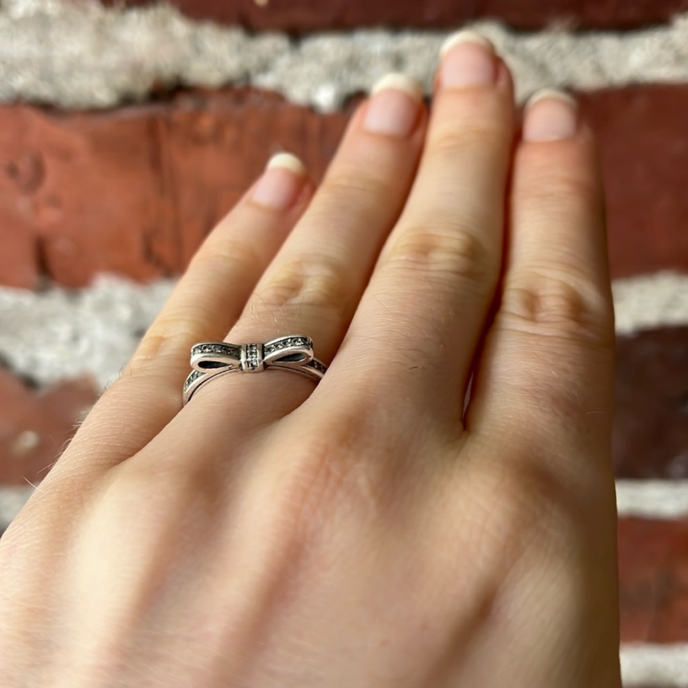 Swarovski Bow Ring